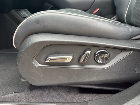 Used 2019 Acura RDX A-Spec image 32