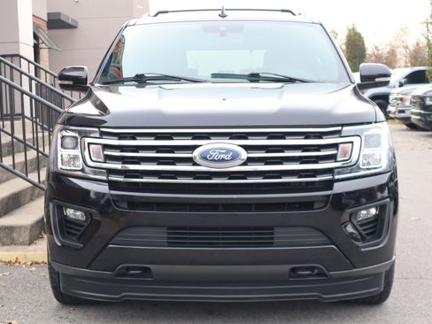 Used 2021 Ford Expedition XLT image 4