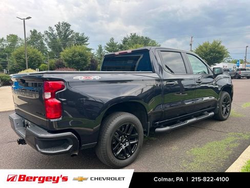 Used 2023 Chevrolet Silverado 1500 Custom AWD/4WD image 9