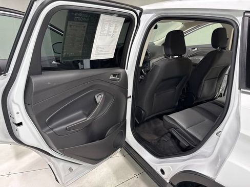 Used 2019 Ford Escape SE AWD/4WD image 23