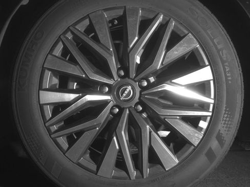 Used 2025 Nissan Altima 2.5 SV image 12