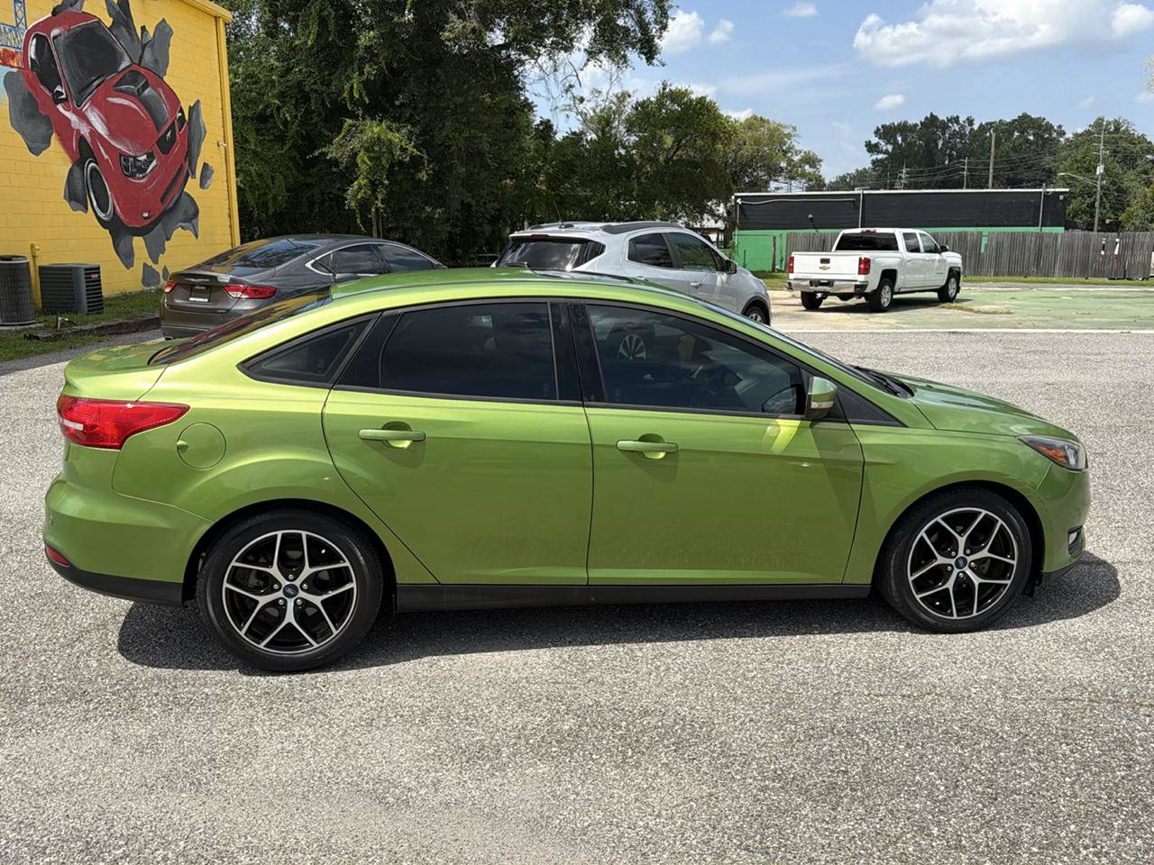Used 2018 Ford Focus SEL FWD image 7