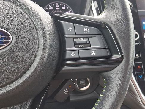 Certified 2025 Subaru Outback Onyx Edition AWD/4WD image 23