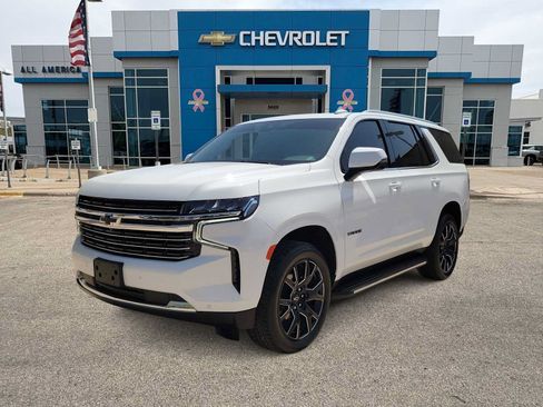 Used 2024 Chevrolet Tahoe LT w/ LT Signature Package RWD image 1