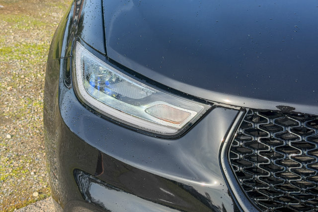 New 2026 Chrysler Pacifica Select AWD/4WD image 5