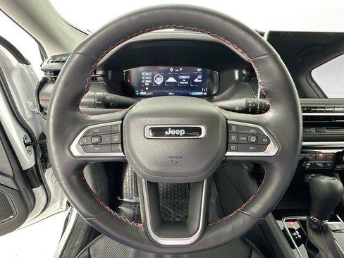 Used 2022 Jeep Compass Trailhawk w/ Trailhawk Elite Group image 11