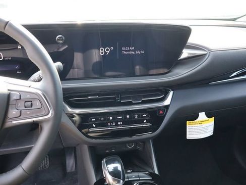 New 2026 Buick Envista Sport Touring FWD image 22