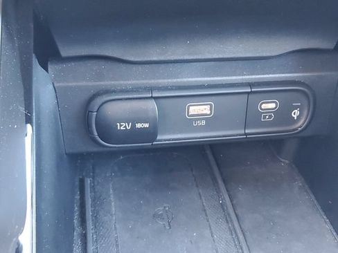 Certified 2025 Kia Telluride S FWD image 31