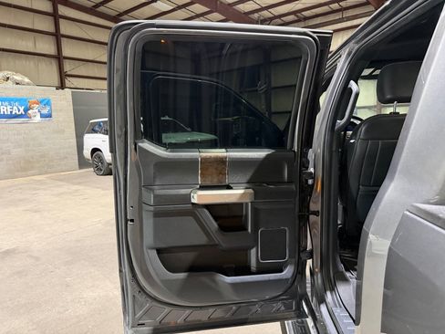 Used 2022 Ford F350 Lariat AWD/4WD image 15