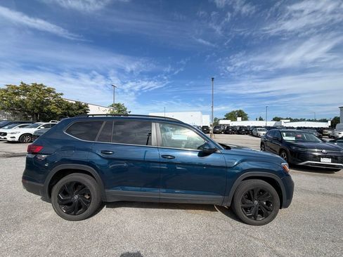 Used 2022 Volkswagen Atlas SE w/ Black Wheel Package AWD/4WD image 5