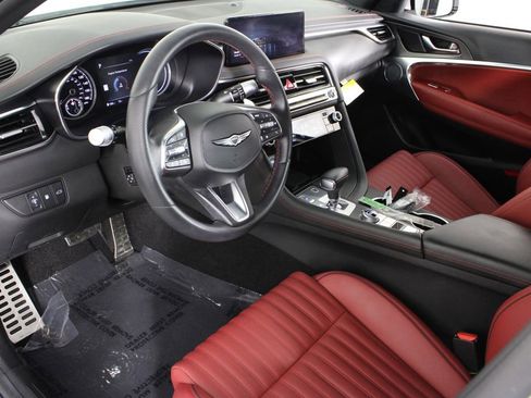 Used 2025 Genesis G70 2.5T w/ Sport Prestige Package image 16