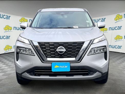 Certified 2023 Nissan Rogue SV image 2