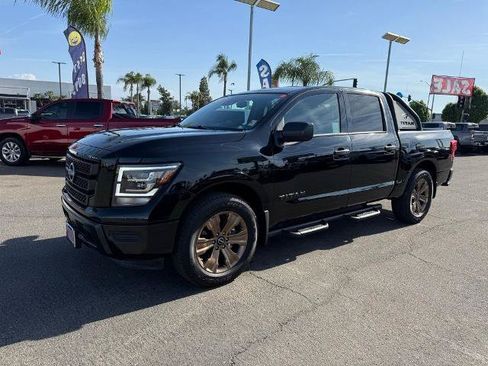 Certified 2024 Nissan Titan SV w/ SV Bronze Edition Package RWD image 3
