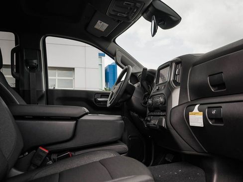 New 2026 Chevrolet Silverado 1500 Custom Trail Boss w/ Dark Appearance Package AWD/4WD image 9