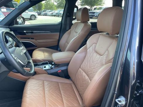 Certified 2025 Kia Telluride SX X-Line AWD/4WD image 32
