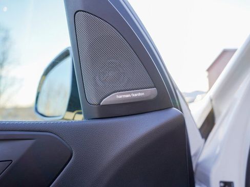 Used 2023 BMW X5 xDrive45e w/ M Sport Package image 14