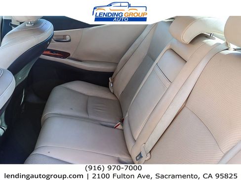 Used 2010 Lexus HS 250h Premium image 17