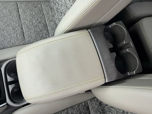 Certified 2024 Chevrolet Colorado ZR2 w/ Technology Package image 32