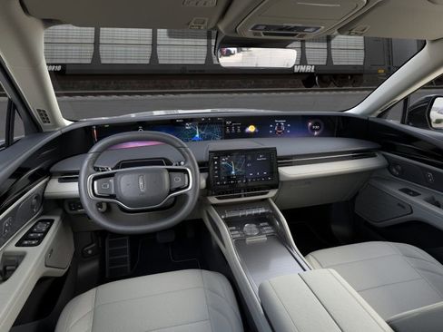 New 2026 Lincoln Nautilus Premier AWD/4WD image 9