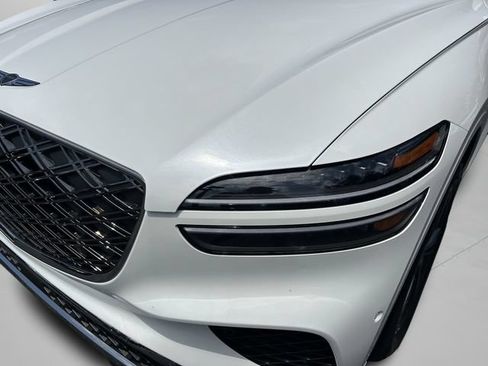 New 2027 Genesis GV70 2.5T Advanced AWD/4WD image 13