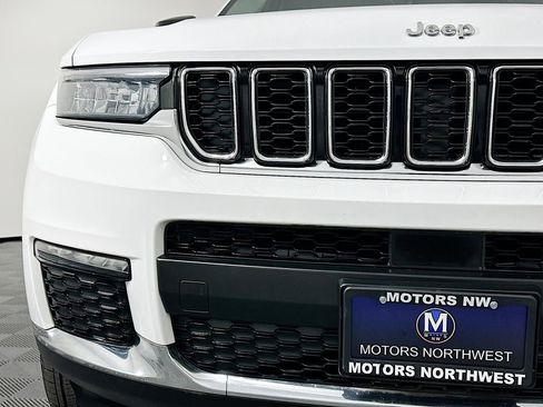 Used 2022 Jeep Grand Cherokee L Limited image 6