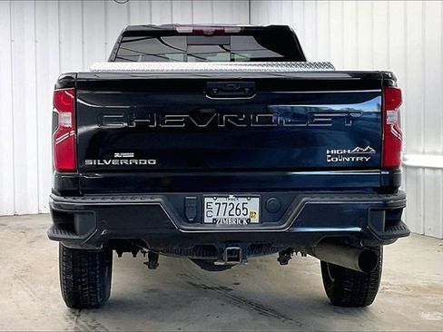 Used 2022 Chevrolet Silverado 3500 High Country image 4
