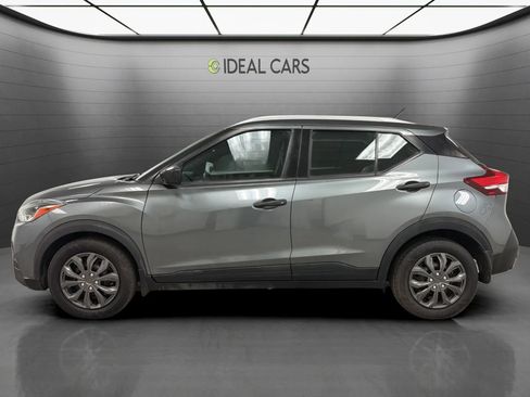 Used 2019 Nissan Kicks S FWD image 8