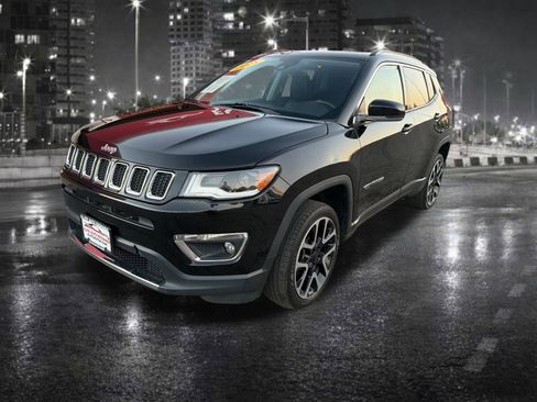 Used 2018 Jeep Compass Limited w/ Navigation Group image 4