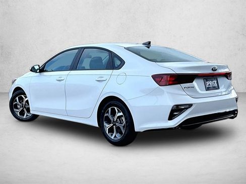 Used 2021 Kia Forte LXS FWD image 13