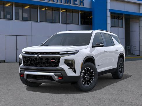 New 2026 Chevrolet Traverse Z71 w/ Enhanced Driving Package image 6