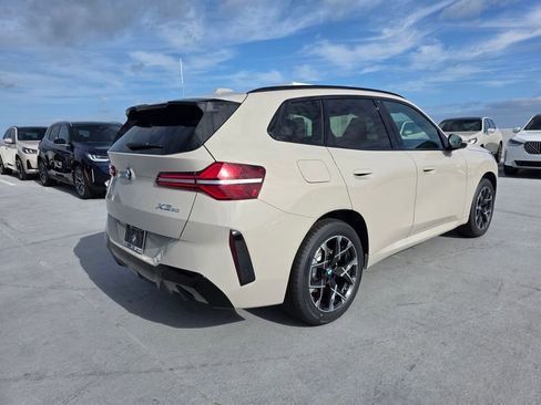 New 2026 BMW X3 xDrive30 w/ M Sport Package AWD/4WD image 4