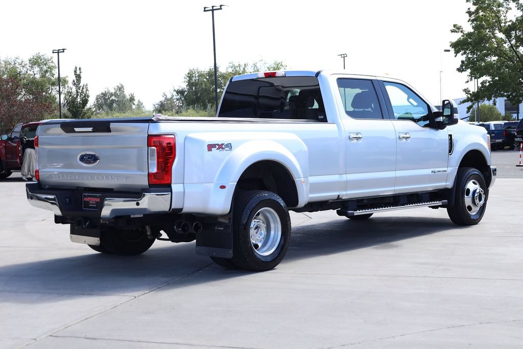 Used 2017 Ford F350 Lariat w/ Chrome Package AWD/4WD image 6