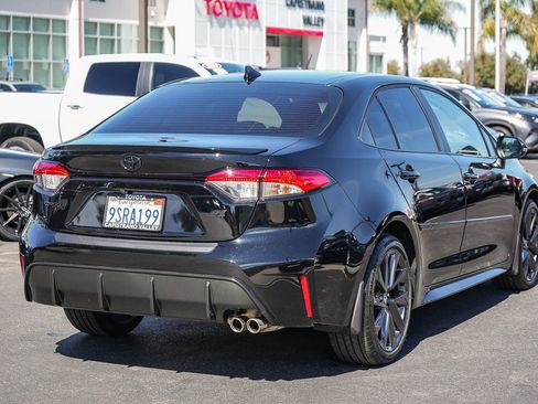 Certified 2025 Toyota Corolla SE image 6