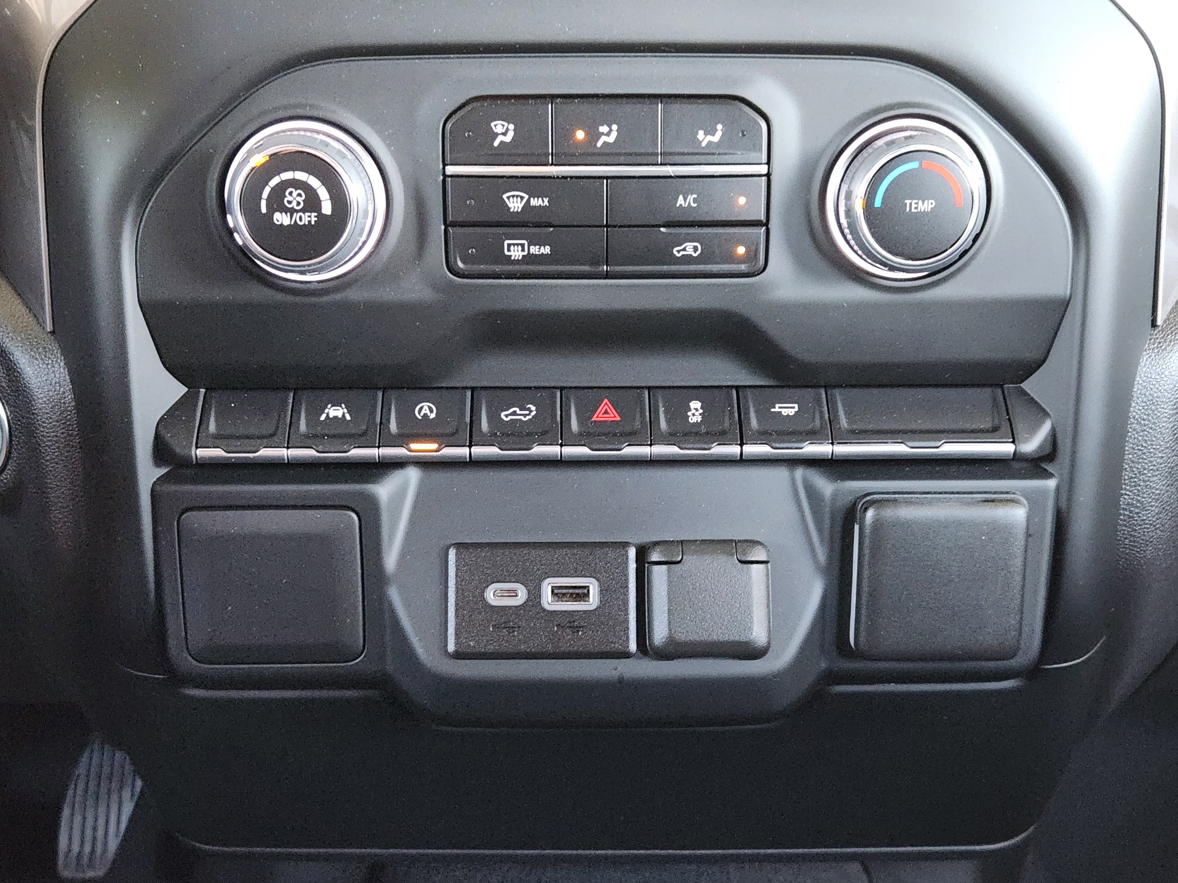 Used 2023 Chevrolet Silverado 1500 Custom RWD image 18