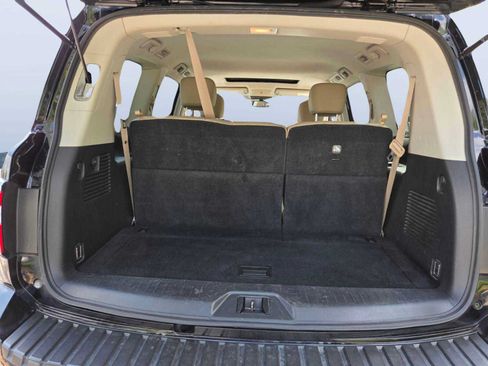 Used 2021 Nissan Armada SL w/ Captain's Chairs Package AWD/4WD image 18