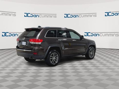 Used 2017 Jeep Grand Cherokee Limited AWD/4WD image 8