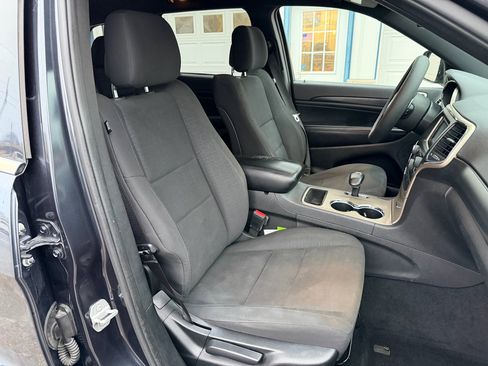 Used 2014 Jeep Grand Cherokee Laredo w/ Quick Order Package 23E image 18