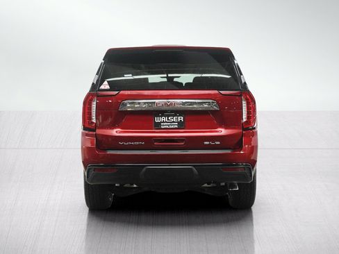 Used 2021 GMC Yukon SLE AWD/4WD image 4