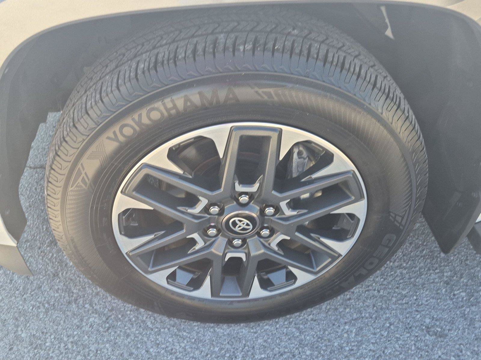 Used 2025 Toyota Sequoia Limited AWD/4WD image 10