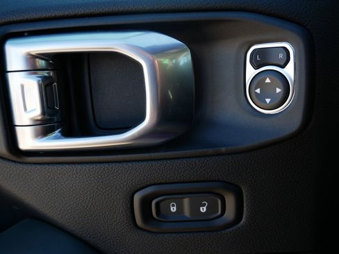 New 2026 Jeep Gladiator Mojave w/ Safety Group image 13