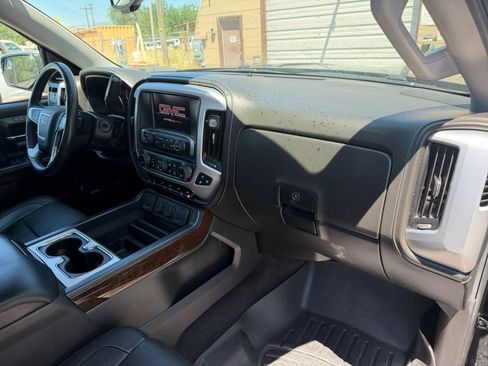 Used 2018 GMC Sierra 1500 SLT AWD/4WD image 16
