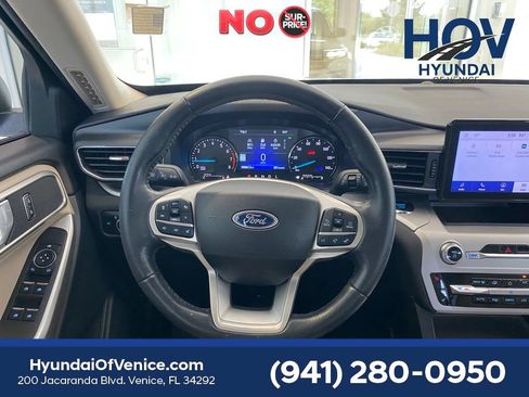 Used 2023 Ford Explorer XLT w/ Equipment Group 202A RWD image 43