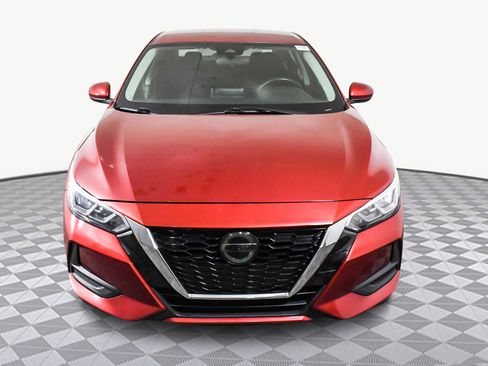 Used 2021 Nissan Sentra SV image 2