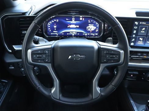 Used 2023 Chevrolet Silverado 1500 LT Trail Boss w/ LT Trail Boss Premium Package AWD/4WD image 25