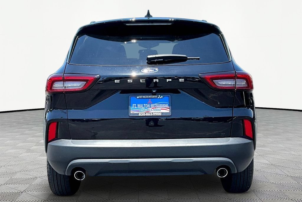 Used 2025 Ford Escape ST-Line FWD image 6