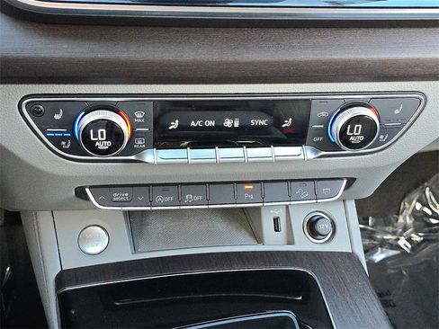 Certified 2023 Audi Q5 2.0T Premium Plus w/ Premium Plus Package image 27