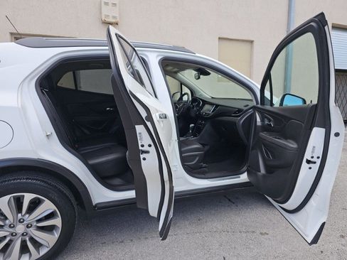 Used 2018 Buick Encore Preferred image 20