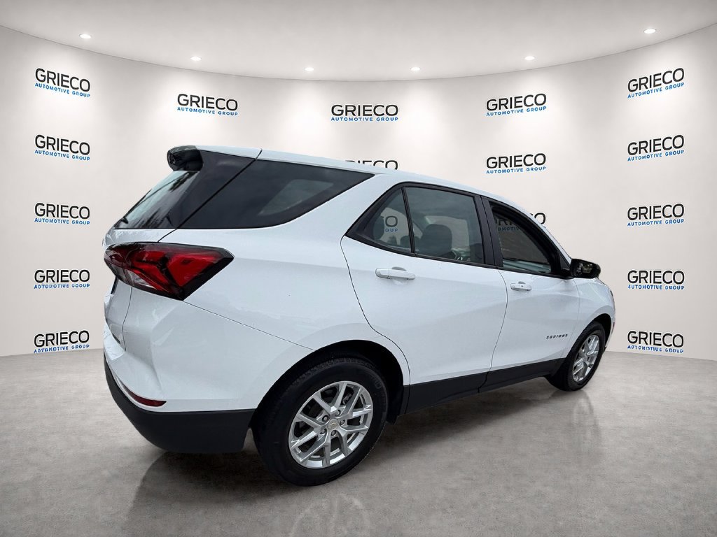 Certified 2024 Chevrolet Equinox LS w/ LPO, Cargo Package FWD image 7