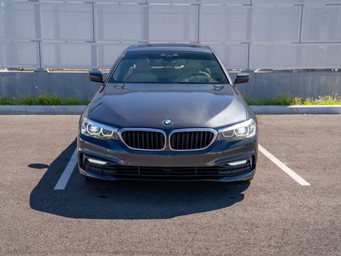 Used 2018 BMW 530i w/ Premium Package RWD image 6