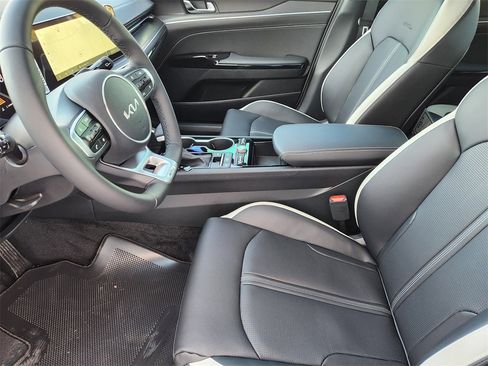 New 2026 Kia K5 GT-Line image 9